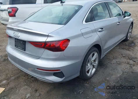 2024 Audi A3 Premium 40 Tfsi Front-Wheel Drive S Tronic z USA, uszkodzony, nr VIN WAUAUDGY1RA079890